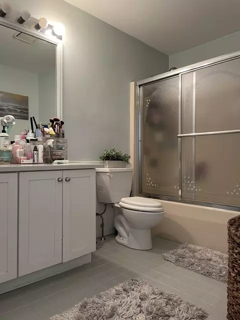 700 Shore Dr #105, Fall River, MA 02721 photo 13