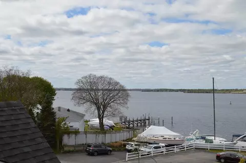 700 Shore Dr #105, Fall River, MA 02721 photo 4