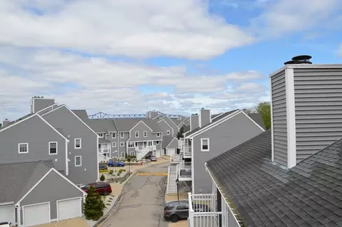 700 Shore Dr #105, Fall River, MA 02721 photo 8