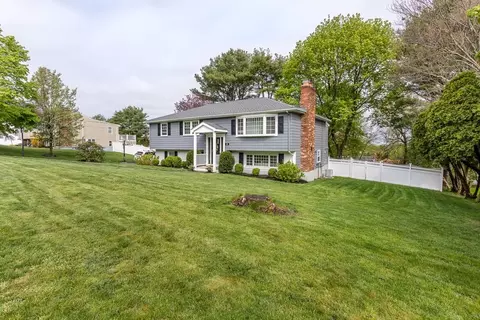 28 Randolph St, Canton, MA 02021 photo 2
