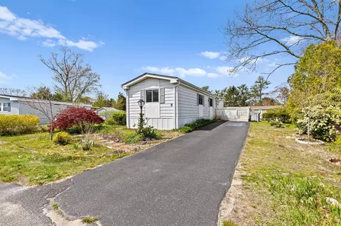 9 Washington Park, Carver, MA 02330