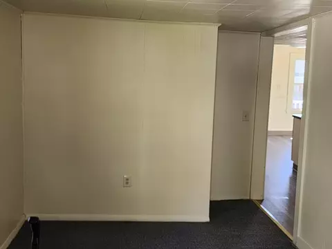 Living - 113 Lake St, Webster, MA 01570 photo 4 of 4