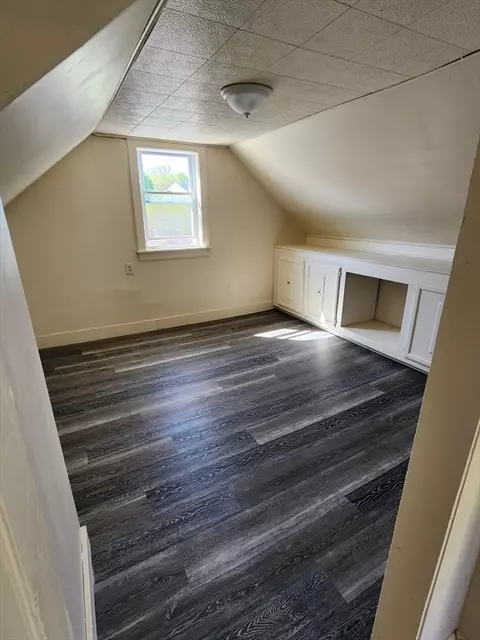 Bedroom - 113 Lake St, Webster, MA 01570 photo 4 of 6