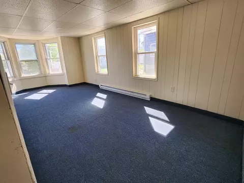 Living - 113 Lake St, Webster, MA 01570 photo 1 of 4