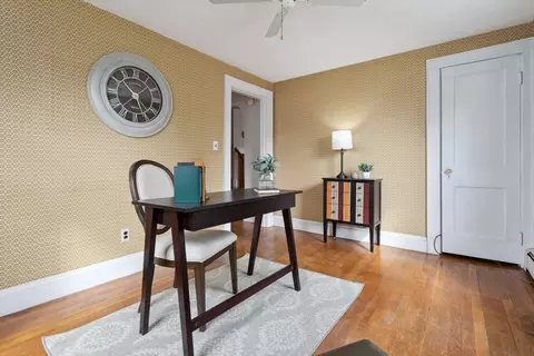 Entry Way - 12 Hancock St, Reading, MA 01867 photo 1 of 1