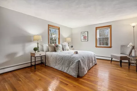 Bedroom - 12 Hancock St, Reading, MA 01867 photo 2 of 7
