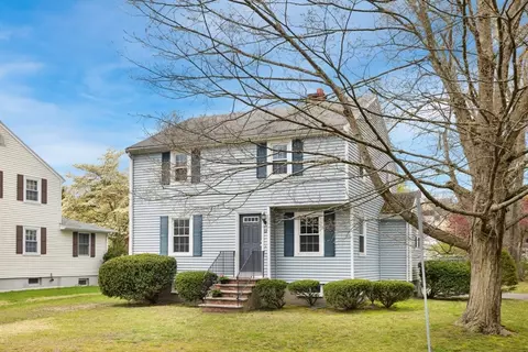 Exterior - 12 Hancock St, Reading, MA 01867 photo 3 of 12