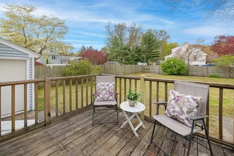 Exterior - 12 Hancock St, Reading, MA 01867 photo 4 of 12