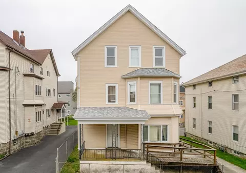 Exterior - 82 Snell St, Fall River, MA 02721 photo 1 of 4