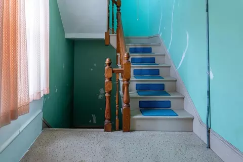 Entry Way - 82 Snell St, Fall River, MA 02721 photo 3 of 6