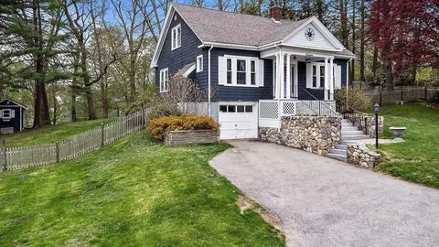 16 Whipple St, Danvers, MA 01923 photo 33
