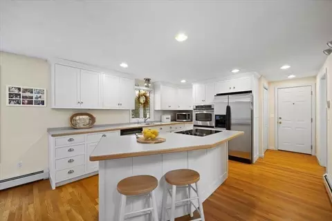 Kitchen - 185 Great Neck Rd, Wareham, MA 02571 photo 2 of 3