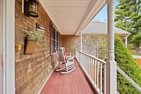 Exterior - 185 Great Neck Rd, Wareham, MA 02571 photo 6 of 9