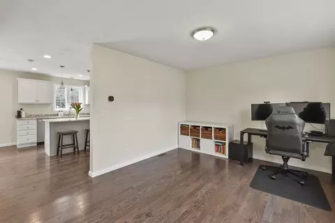 Entry Way - 2 Pheasant Cir, Ayer, MA 01432 photo 1 of 4