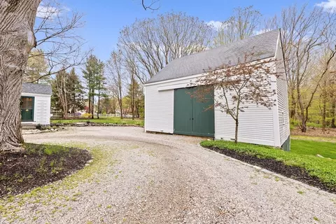 1062 Main St, Hingham, MA 02043 photo 39