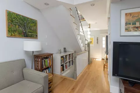 4 Franklin Ct, Brookline, MA 02445 photo 6