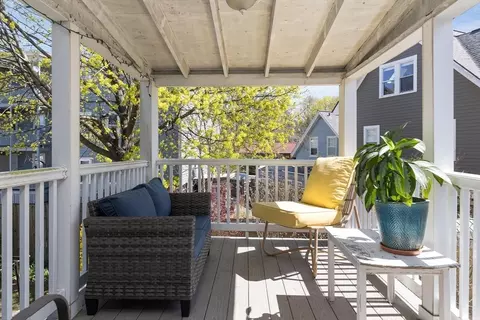 4 Franklin Ct, Brookline, MA 02445 photo 9