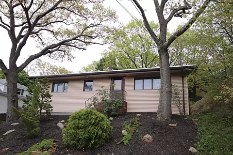 27 Madison St, Lynn, MA 01902