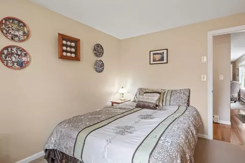 Bedroom - 28 Mayflower Rd, Mashpee, MA 02649 photo 4 of 7