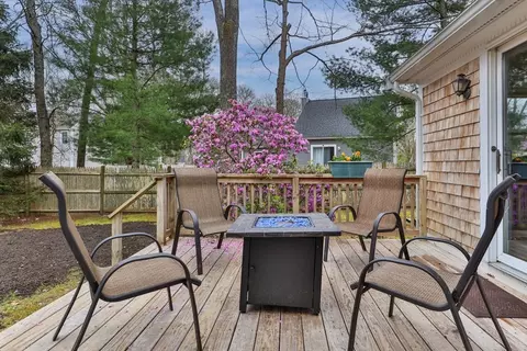 Exterior - 28 Mayflower Rd, Mashpee, MA 02649 photo 6 of 9