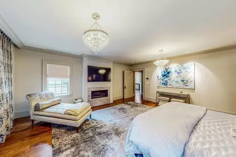 Bedroom - 64 Dudley St, Brookline, MA 02445 photo 4 of 5