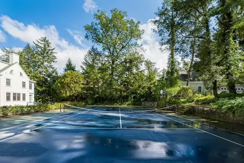 Exterior - 64 Dudley St, Brookline, MA 02445 photo 7 of 8