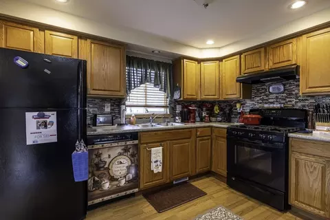 535 Ridge St, Fall River, MA 02724 photo 7