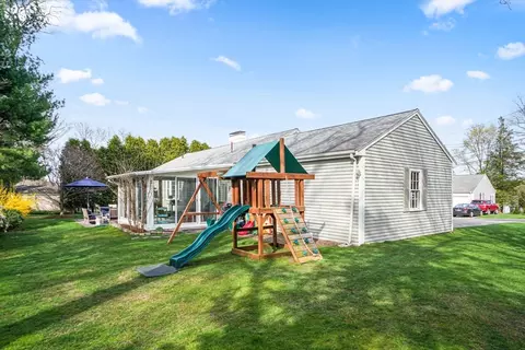 14 Smith St, Needham, MA 02492 photo 24