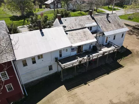 9 Main Rd, Colrain, MA 01340 photo 4