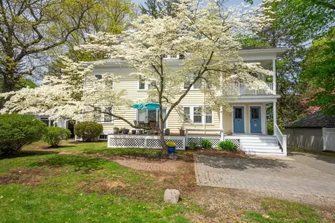 10 Wyman Ct #10, Winchester, MA 01890