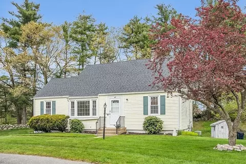 47 Queens View Rd, Marlborough, MA 01752