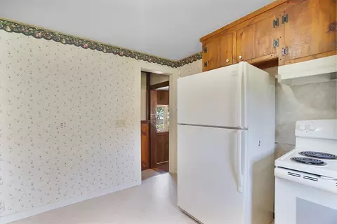 31 Overlea Dr, Springfield, MA 01119 photo 18