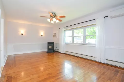 14 Maple, Uxbridge, MA 01569 photo 31