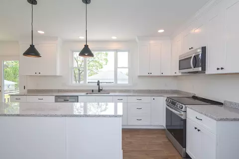 14 Maple, Uxbridge, MA 01569 photo 7