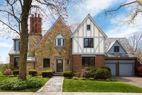 158 Walnut Hill Rd, Brookline, MA 02467