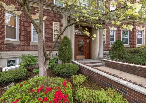 131 Park Dr #G2, Boston, MA 02215