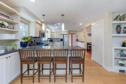 28 Howe Rd, Needham, MA 02492 photo 8