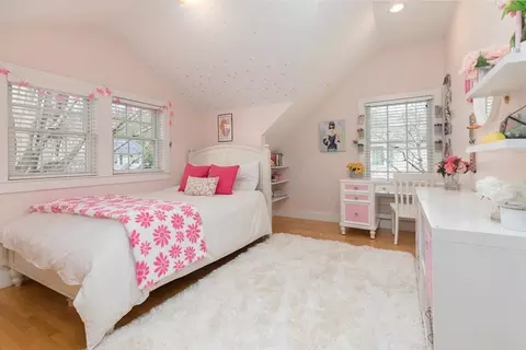 28 Howe Rd, Needham, MA 02492 photo 22