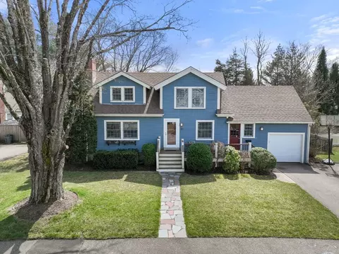 28 Howe Rd, Needham, MA 02492 photo 31