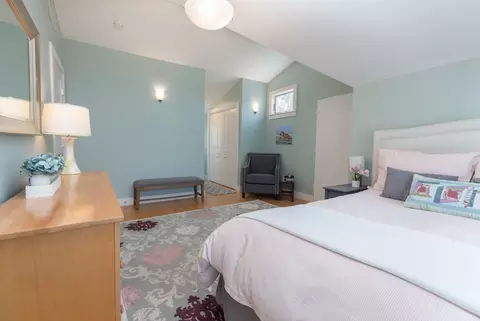 28 Howe Rd, Needham, MA 02492 photo 17