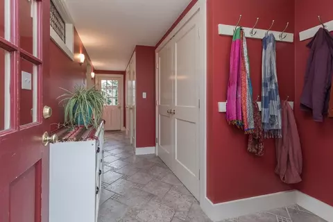 28 Howe Rd, Needham, MA 02492 photo 15