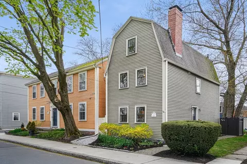 58 Derby St, Salem, MA 01970