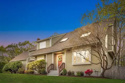 35 Wadsworth Rd, Ashland, MA 01721