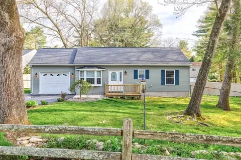 4 Jeffrey St, Webster, MA 01570