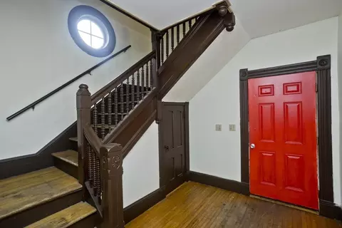 46 Bancroft St, Springfield, MA 01107 photo 3