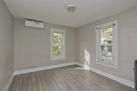 46 Bancroft St, Springfield, MA 01107 photo 10