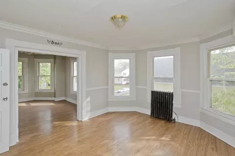 46 Bancroft St, Springfield, MA 01107 photo 6