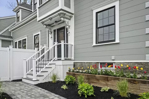 52 School St #1, Salem, MA 01970