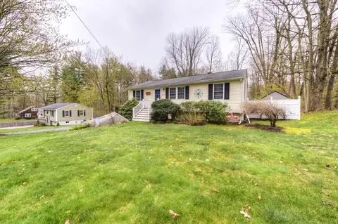 326 Salisbury St, Holden, MA 01520