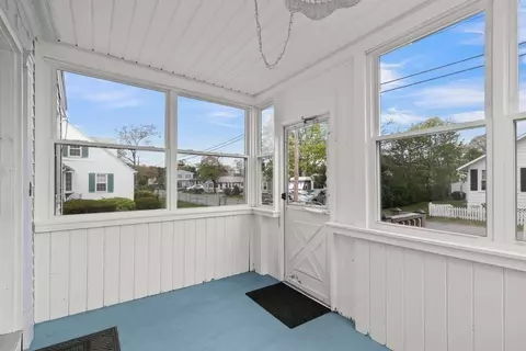 Exterior - 19 Bayview St, Wareham, MA 02571 photo 1 of 9